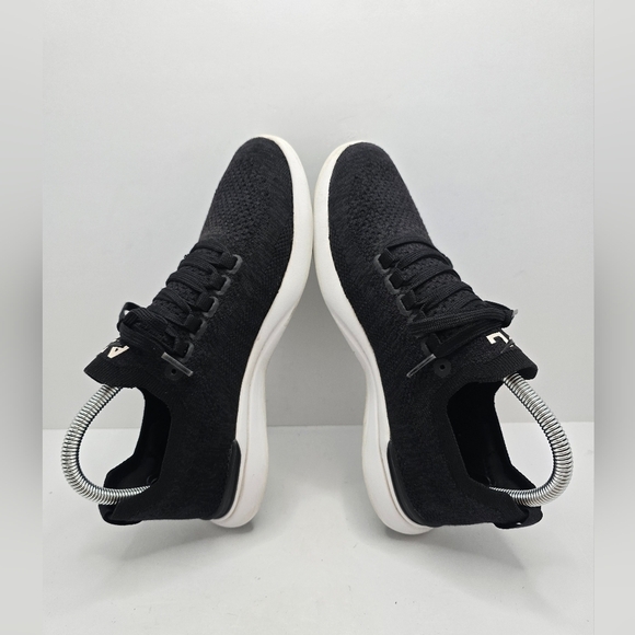 APL | Techloom Breeze 'Metallic Black' knit low-top activewear sneakers | WMS 7 - Picture 12 of 13